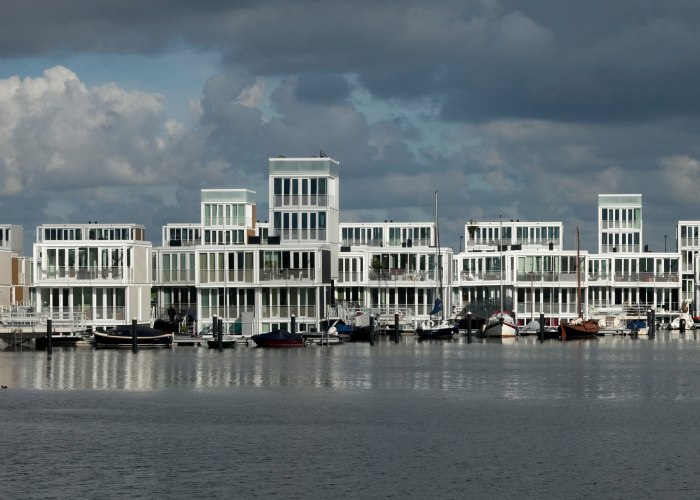 Mejor Exterior: Waterwoningen IJburg, por Architectenbureau Marlies Rohmer
