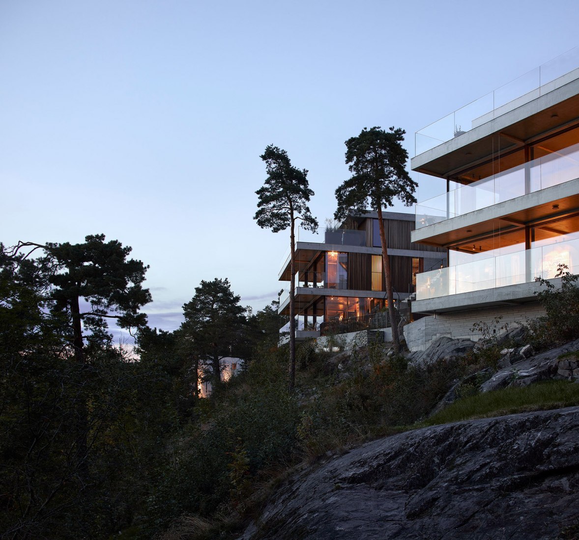 Apartments in Von Øtkens vei by R21 Arkitekter. Photograph by Mariela Apollonio. Apartments in Von Øtkens vei by R21 Arkitekter. Photograph by Mariela Apollonio.