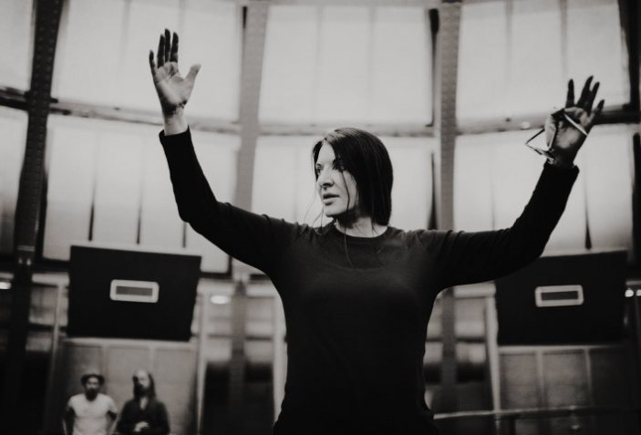 marina abramovic the space in between