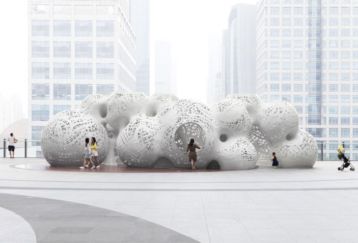 louis vuitton pavilion by MARC FORNES / THEVERYMANY bubbles up at