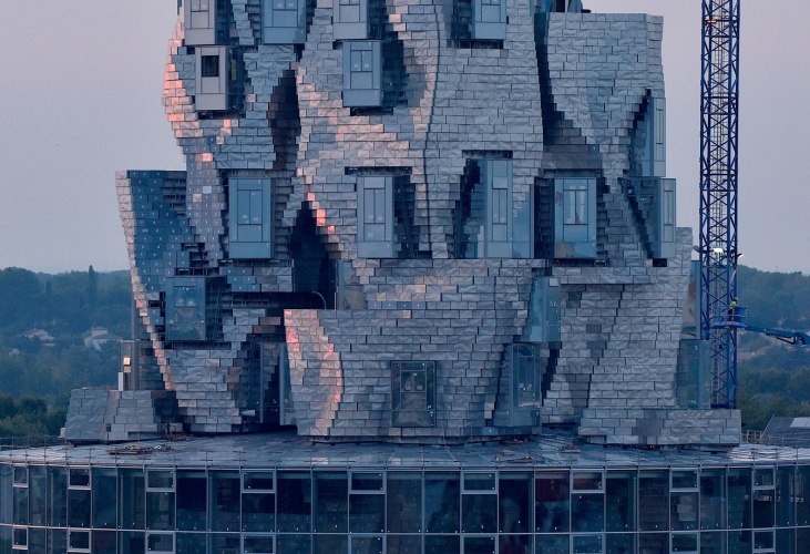Iwan Baan photographs Frank Gehry's Luma Arles tower