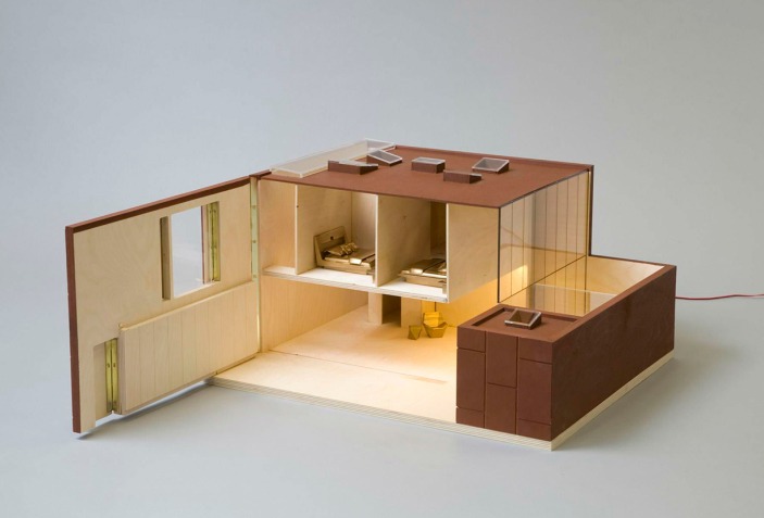 The Three Kings. Toys and Architecture after WWII | METALOCUS